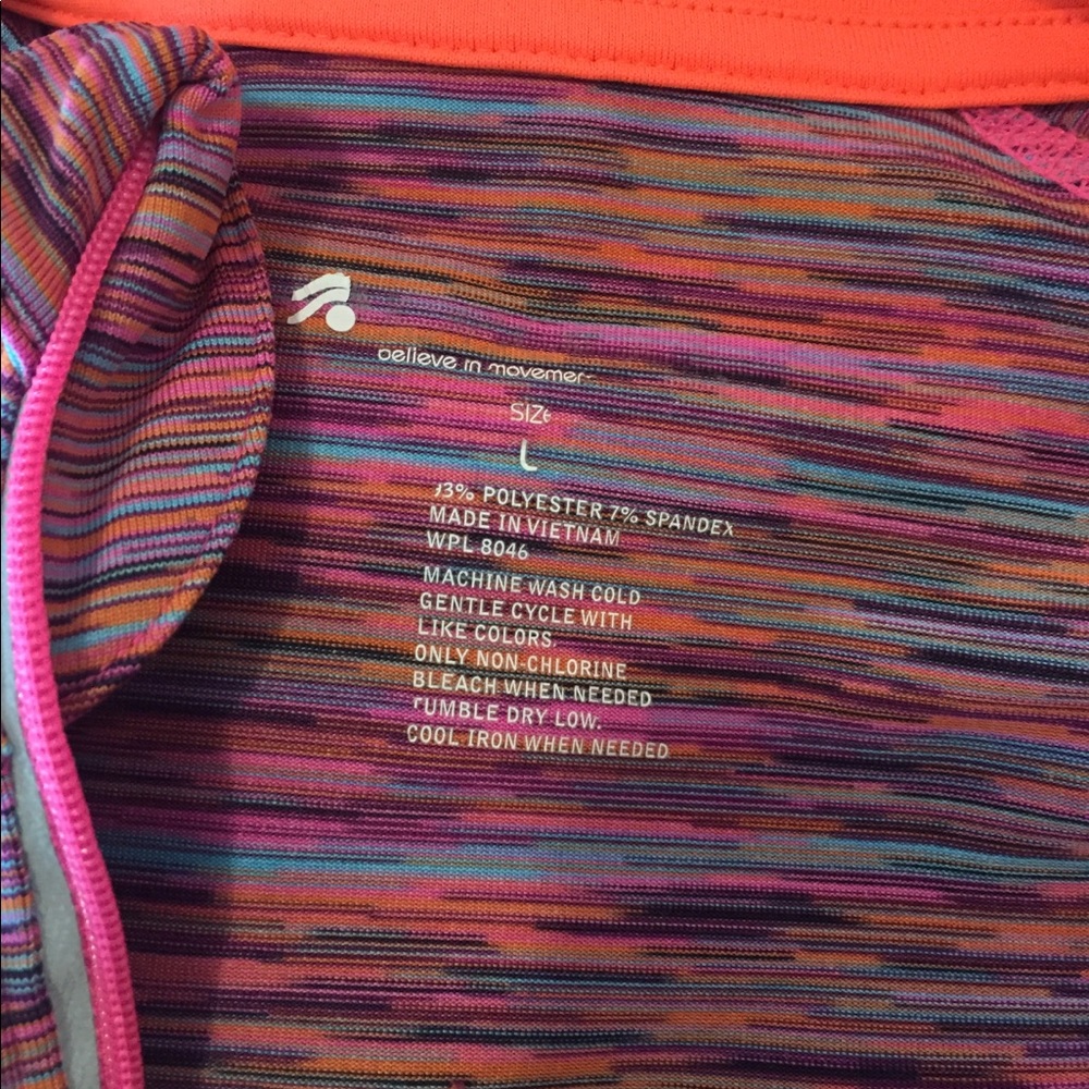 Lovely quick dry top for exercise - Picture 6 of 6